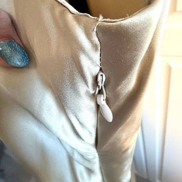 NWT BOSS “Dawida” satin cowl neck midi dress in champagne gold Size 8 - Picture 10 of 16